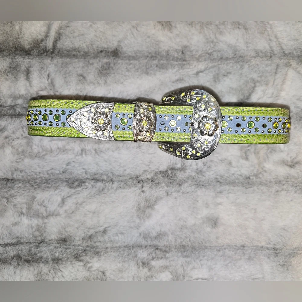 Ariat‎ girls leather jeweled belt green and blue size 26/65 F107046